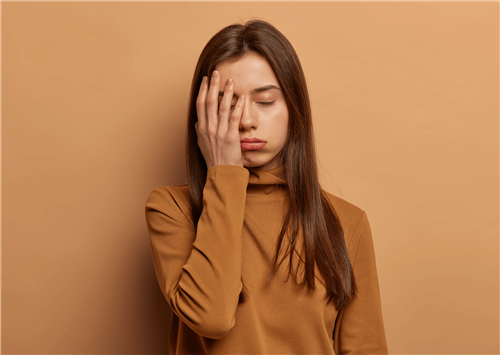 �l�C�t�B�[���E�H�[�^�[ ���